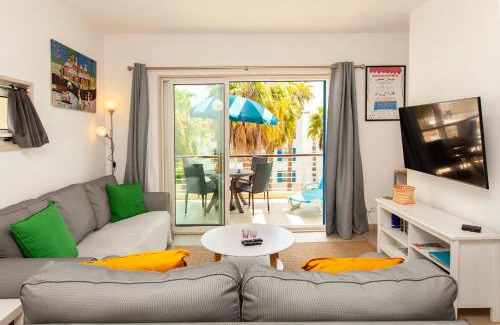 Telheiro Apartment | B06 - Top-Floor Marina 2 bed Apartment