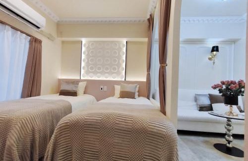 Takadanobaba Apartment | B2 Shinjuku JR St 8 mins 2 bedrooms and 1 living room Max 5P Direct to Shinjuku Ueno Ginza Shibuya Ikebukuro Yoyogi Shinagawa 新宿区 高田马场车站8分钟 两室一厅 最大5人