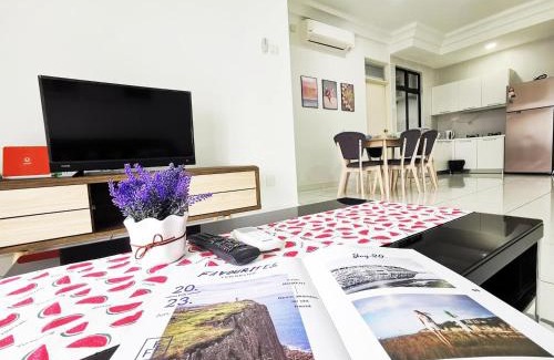 Taman Bukit Mewah Apartment | B2510 Paradigm mall 2BR 6Pax Wifi Tvbox NETFLIX! Prime Area The Platino By STAY