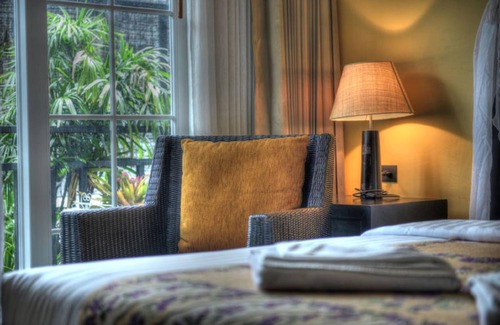 Talat Yai Hotel | Baan PhuAnda Phuket