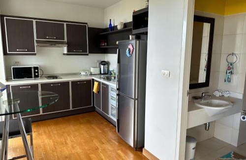 Cha-am Apartment | Baan Ploen Talay (บ้าน เพลินทะเล ชะอำ)