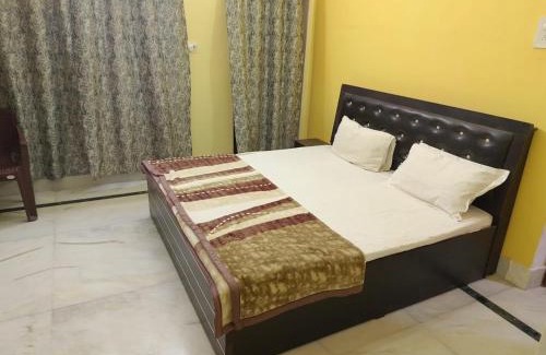 Varanasi Hotel | Baba Paying Guest House