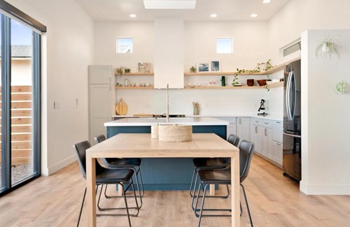 Joshua Tree House | Back Haus - Views, Dark Skies and Fire Pit! home