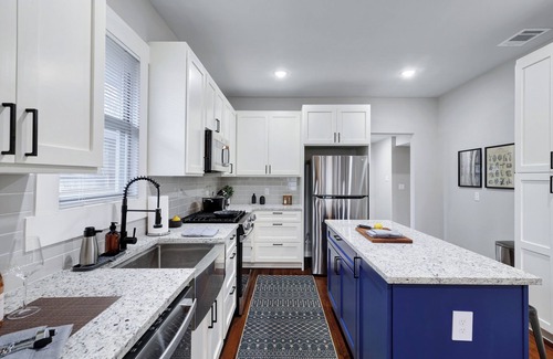 Jefferson House | Backyard Oasis Near Lake, Downtown, Riverwalk, Pearl