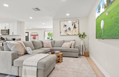 Scottsdale Highlands House | Backyard Paradise w/Hot Tub & Heated Pool !
