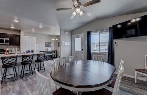 Rapid City House | Backyard View of Black Hills, Game Room, 5 BR's