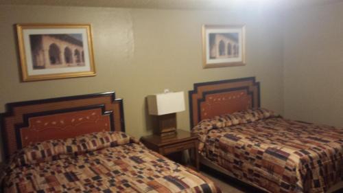 Northeast Entrance Badlands Hotel | Badlands Hotel & Campground