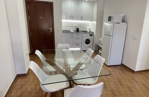 Centro Comercial Bahia Sur Apartment | Bahía Sur Deluxe. Moderno Apartamento en Complejo de Ocio Bahía Sur