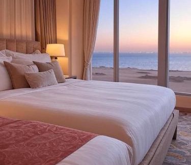 Shurtah al-Dakhlah Hotel | Bahama Bay
