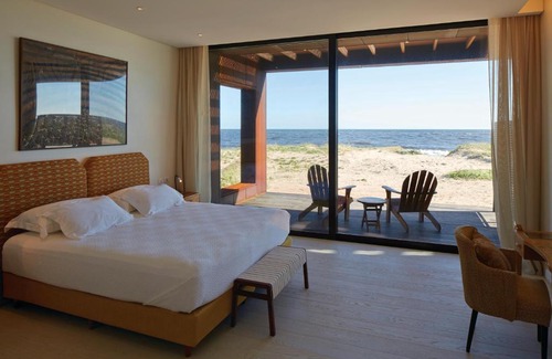 Jose Ignacio Cabin | Bahia Vik