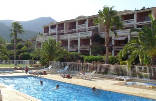 Theoule-sur-Mer Apartment | Baie de la Méditerranée