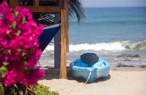 Punta Sal Hotel | Baja Canoas Hotel