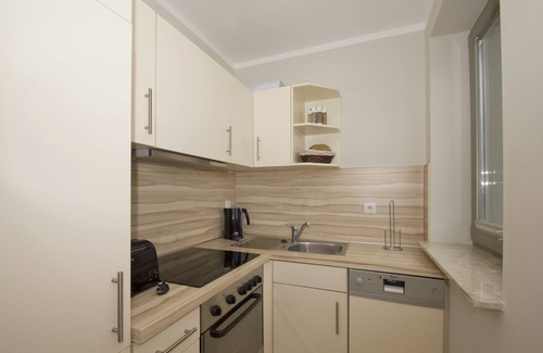 Gross Zicker Apartment | Balcony with sea view, quiet location - Ferienhaus Distelfink FeWo 02