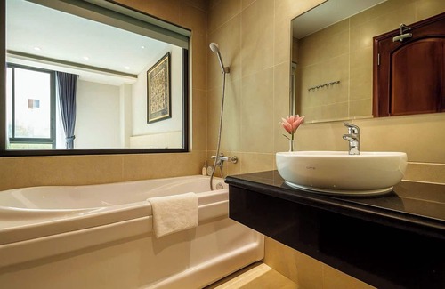 Phu My Hung Hotel | Ballantine Hotel