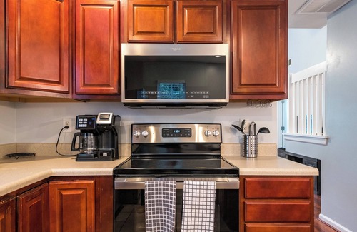 Ballantyne House | Ballantyne Area Townhome - Pet Friendly