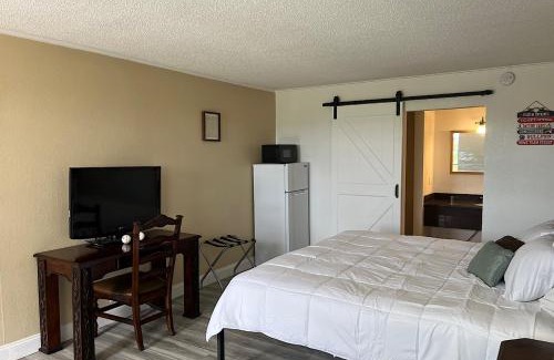 Branson Theater District Hotel | Ballparks Inn