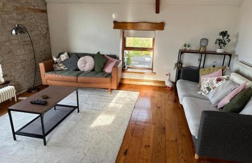 Newtownards House | Ballystockart Cottages