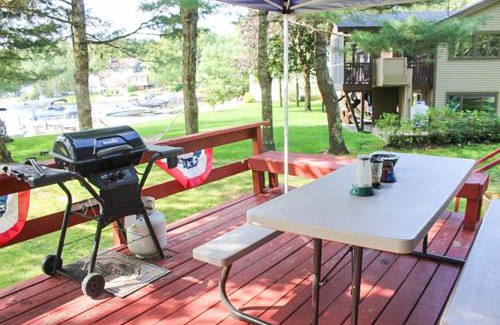 Moultonborough House | Balmoral Getaway