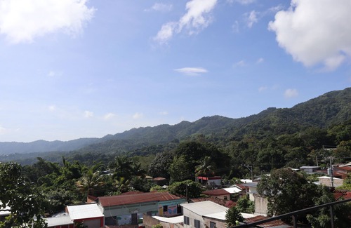 Jayaque House | Balsa Café