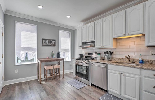 South Baltimore House | Baltimore Abode, Walk to Cross Street Market!