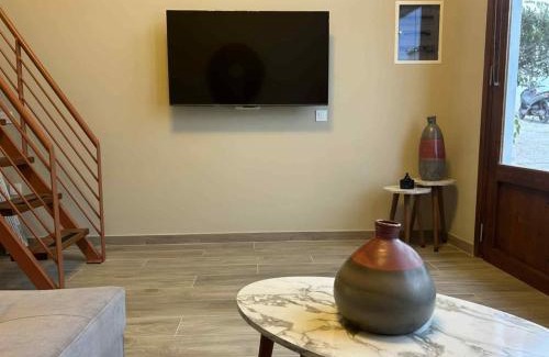 Spetses Apartment | Baltiza Loft