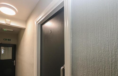 Murton House | Bambara Room