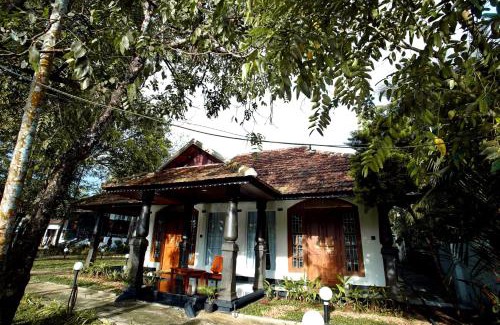 Alappuzha Resort | Bamboo Lagoon Backwater Front Resort