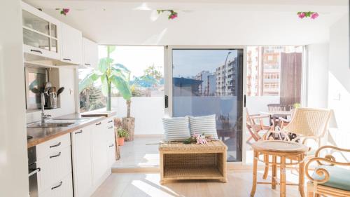 Valencia Bed & Breakfast | Banana Beach Patacona Rooms