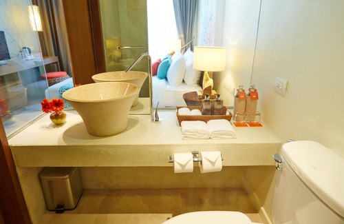 Wichit Hotel | Bandara Beach Resort, Phuket