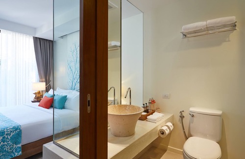 Wichit Hotel | Bandara Beach Resort, Phuket