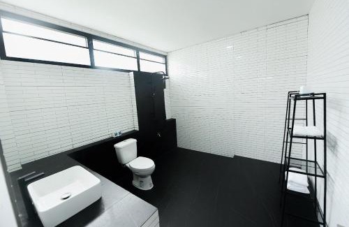 Ban Bang Saen Villa | Banhlpmum Pool Villa
