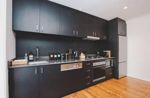 Barrengarry Villa | Banksia at barranca KV - Luxury Villa