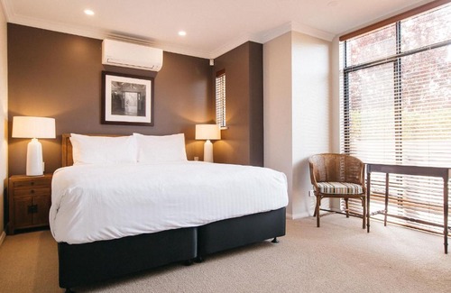 Collingwood Park House | Banksia by the Bay