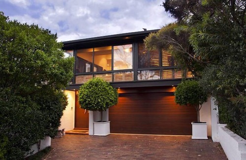 Mollymook Beach House | BANNISTER COVE MOLLYMOOK - Art House - spa -