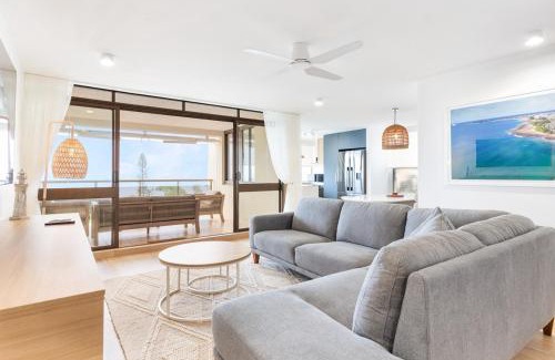Alexandra Headland Apartment | Bannow Apt 7 –Panoramic Ocean Views