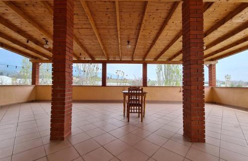 Kamez House | Bar Kafe Pjetri Guest House