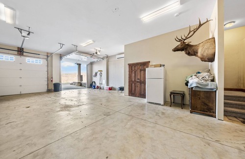 Andersonville Condo | Bar W Retreat, Lakeview Condo, Sleeps 8, Stardust Marina Area