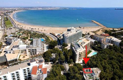 Cap de Salou Apartment | Barbacoa + vistas al mar + playa + piscina.