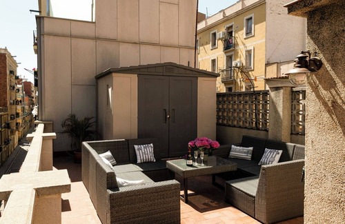 Barceloneta Apartment | Barcelona Beach Home: Historic house with rooftop terrace 1 min from the beach!