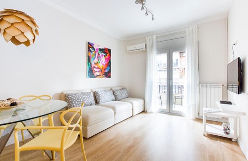 L'Antiga Esquerra de l'Eixample Apartment | Barcelona Eixample