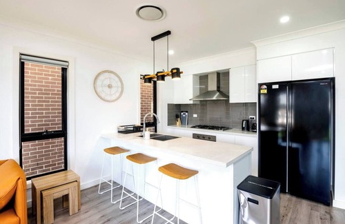 Bardia House | Bardia near Train & Shopping with central AC&WiFi