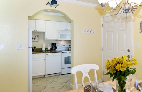 Indian Shores Apartment | Barefoot Beach Resort