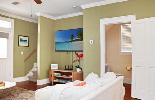 Port St. Joe House | Barefoot Cottage B49 - Seabbatical by Pristine Properties Vacation Rentals