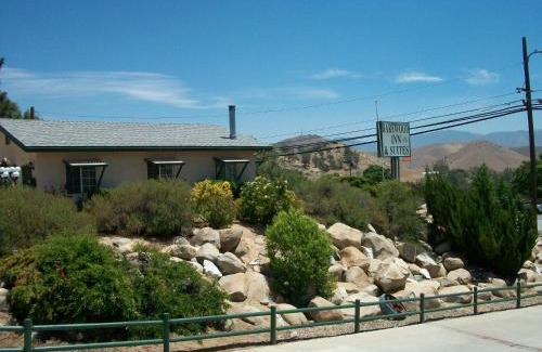 Wofford Heights Hotel | Barewood Inn & Suites
