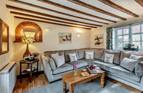 Titchwell House | Barmstone Cottage