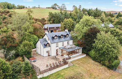 Rhayader Cottage | Barn Owl Lodge