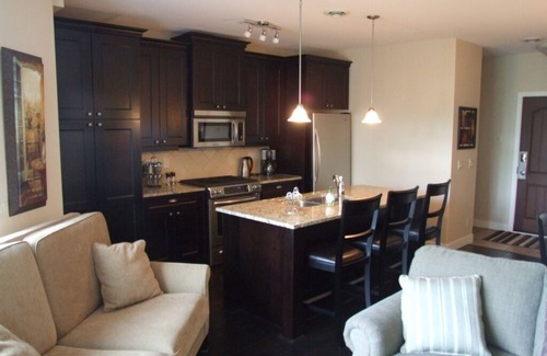 Westbank Condo | Barona Beach - Lakefront Condo