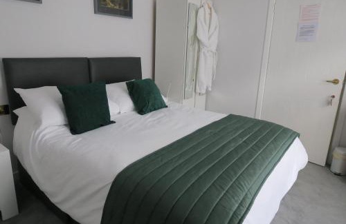 Kirkcudbright House | Barr Hill Woods B&B