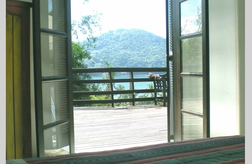 Barra do Sahy Condo | Barra do Sahy-seafront-gated community four bedrooms12 people
