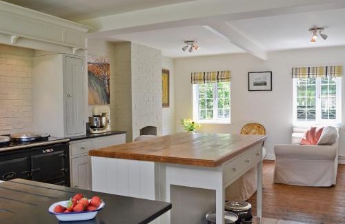 Cheddar House | Barrowswood